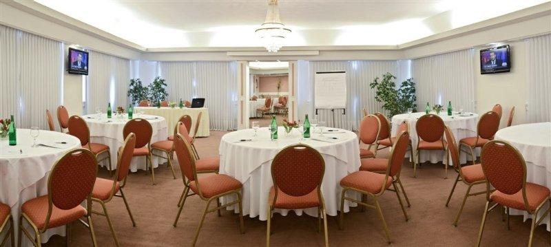 Hotel Presidente Mar del Plata Esterno foto