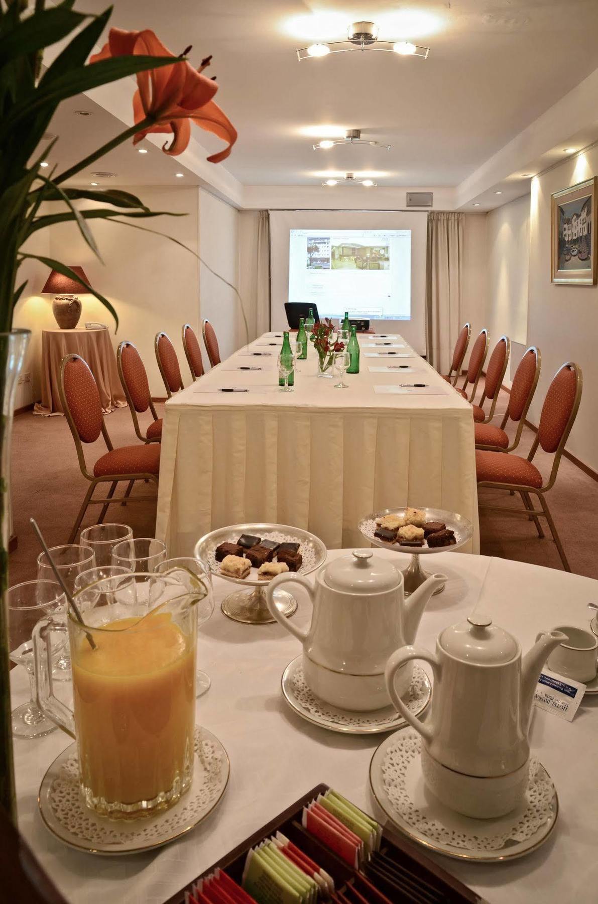 Hotel Presidente Mar del Plata Esterno foto